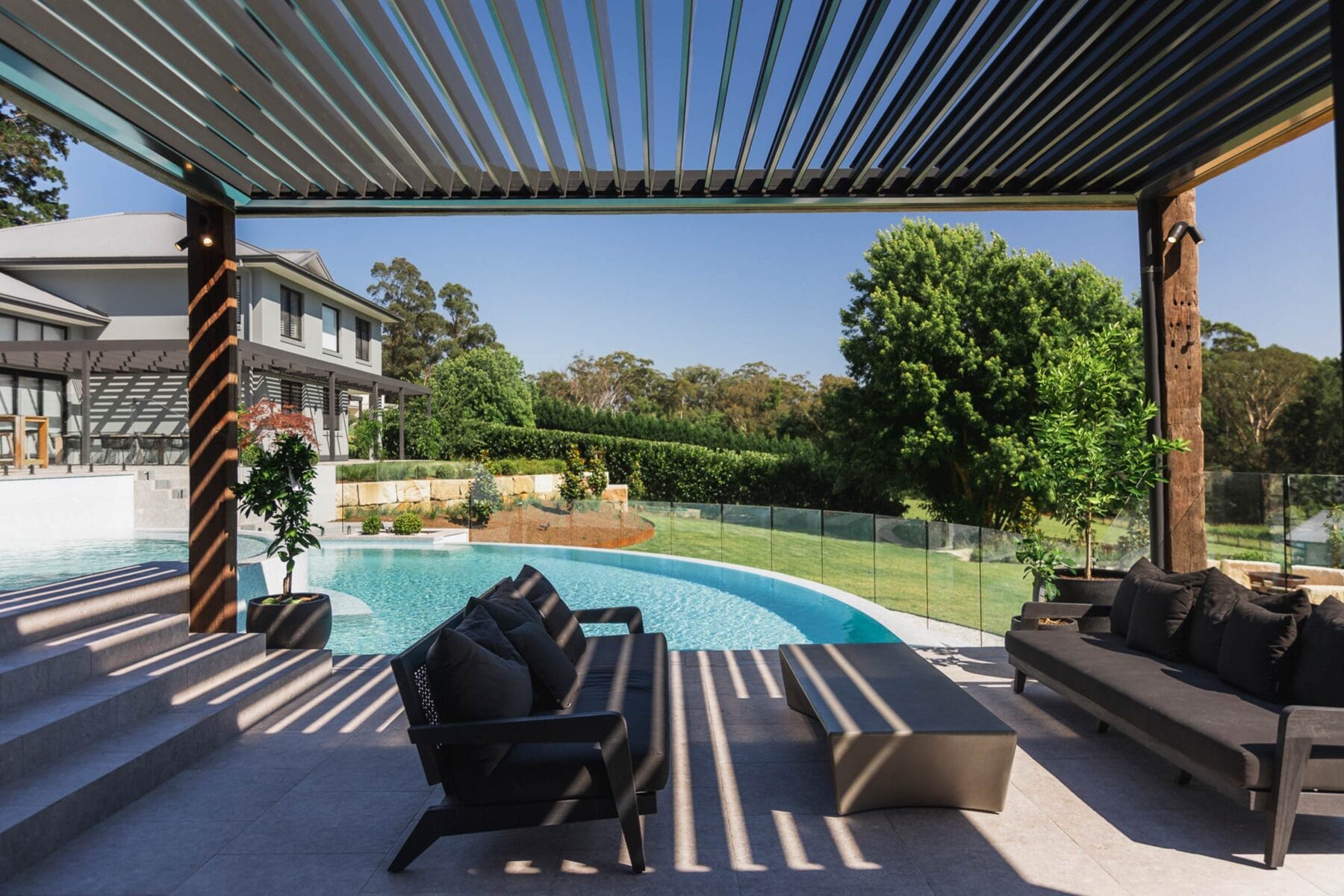 Project Range (Mittagong, Southern Highlands, NSW) - pool area pergola